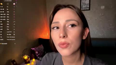 Snapshot of sophiedescoteaux chatting on November 17, 2025, 6:03 pm Mira online show from November 17, 2025, 6:03 pm