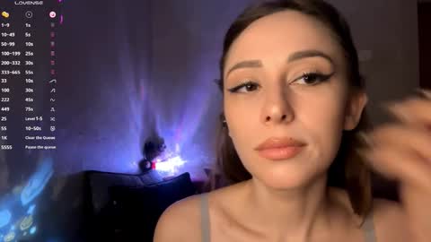 Snapshot of sophiedescoteaux chatting on November 27, 2025, 7:05 pm Mira online show from November 27, 2025, 7:05 pm