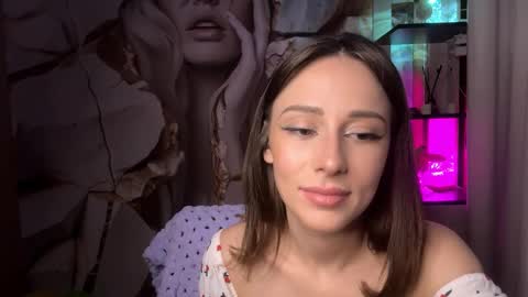 Snapshot of sophiedescoteaux chatting on December 5, 2025, 8:23 am Mira online show from December 5, 2025, 8:23 am