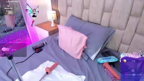 sophiee online show from April 28, 2026, 7:08 pm