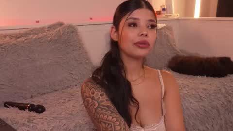 Sophiee  online show from January 10, 2026, 3:19 am