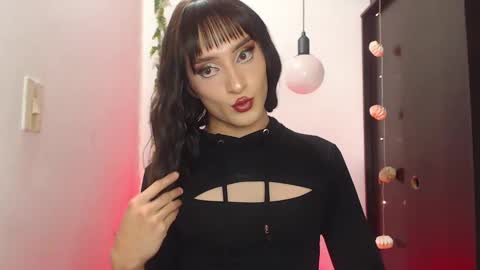 Sophie online show from February 15, 2025, 6:55 pm