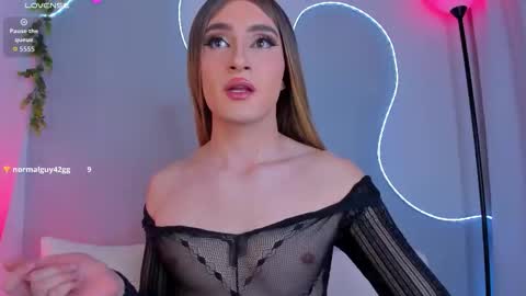 Sophie online show from September 28, 2025, 12:49 am