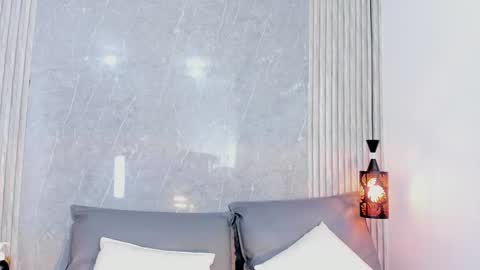         online show from January 8, 2025, 11:32 am