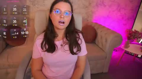 Snapshot of sophieedreams chatting on September 19, 2025, 6:41 pm sophieedreams online show from September 19, 2025, 6:41 pm