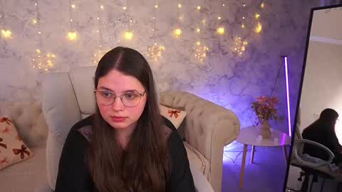 Snapshot of sophieedreams chatting on March 25, 2026, 10:27 pm sophieedreams online show from March 25, 2026, 10:27 pm