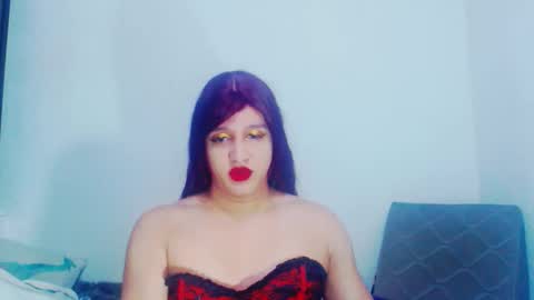 sophiehillsxo online show from January 7, 2026, 3:42 am