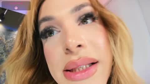 SAMANTHA online show from April 18, 2026, 7:07 pm