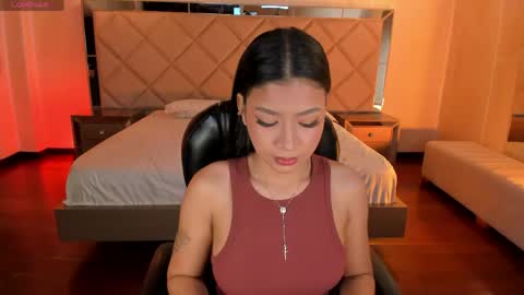 Sophie Houston online show from March 4, 2026, 2:06 am