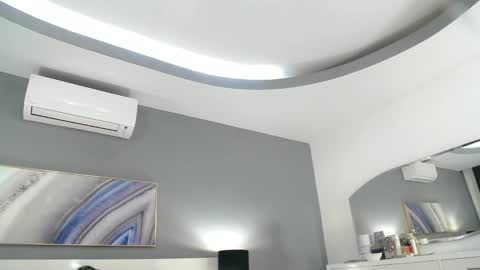 Sophie online show from January 3, 2025, 5:53 pm