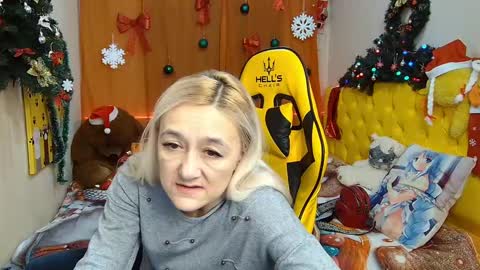 sophiekittyy online show from January 23, 2025, 10:32 am