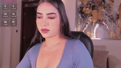 Sophie online show from June 4, 2026, 5:13 am