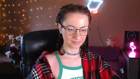 Snapshot of sophieleroux chatting on May 26, 2026, 10:22 am sophieleroux online show from May 26, 2026, 10:22 am