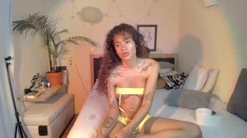 SofiTrans21 online show from February 28, 2025, 10:06 pm