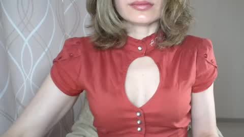 Snapshot of sophiemisss chatting on May 23, 2026, 11:36 am Sophiemisss online show from May 23, 2026, 11:36 am