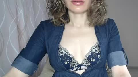 Snapshot of sophiemisss chatting on June 6, 2026, 6:29 am Sophiemisss online show from June 6, 2026, 6:29 am