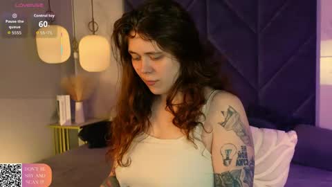 Sophie online show from April 20, 2026, 8:21 pm