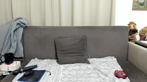 Sofia online show from October 15, 2025, 5:13 pm