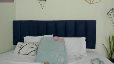 sophieturner_mg online show from November 4, 2025, 7:13 pm