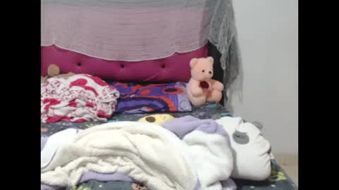 sophiia8 online show from October 16, 2025, 11:50 pm