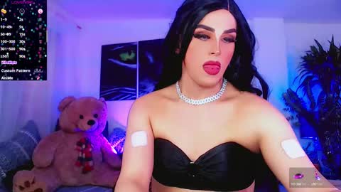 Sophie Sweet online show from September 11, 2025, 4:51 pm