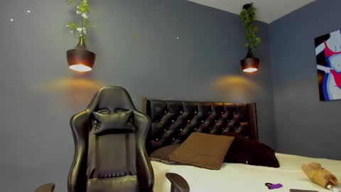 Sophie Taylor online show from January 11, 2025, 8:32 pm