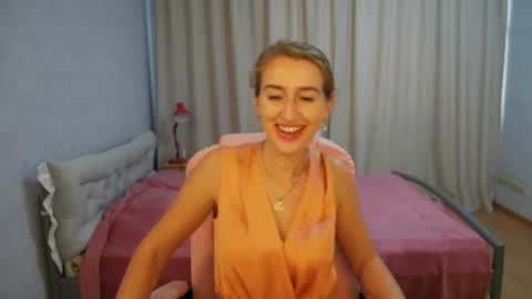 Snapshot of sophilorens chatting on July 20, 2026, 3:36 pm Sophi online show from July 20, 2026, 3:36 pm