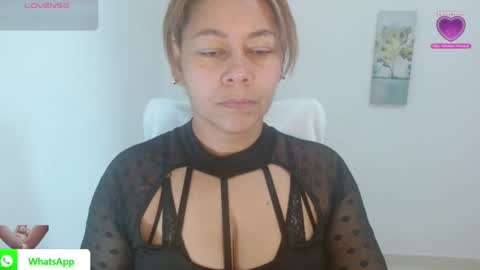 Snapshot of sophisem chatting on June 14, 2026, 5:15 pm sophisem online show from June 14, 2026, 5:15 pm