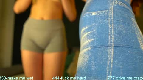 Sophydiva online show from April 3, 2026, 5:16 am