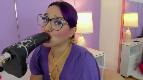 Sophy online show from October 6, 2025, 11:51 am