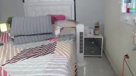 Sofia  online show from February 1, 2025, 1:02 am