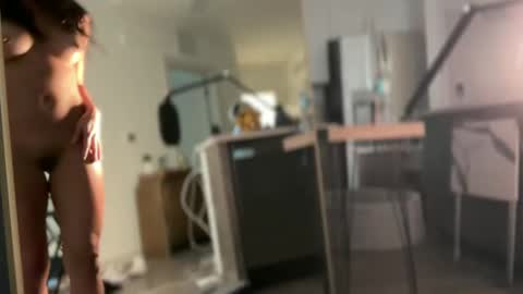 soprettyithurts69 online show from September 18, 2025, 5:15 pm