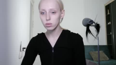 sora999999999 online show from March 15, 2026, 3:40 pm