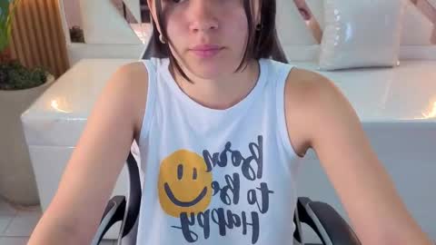 soreya_tp online show from April 21, 2026, 2:23 pm