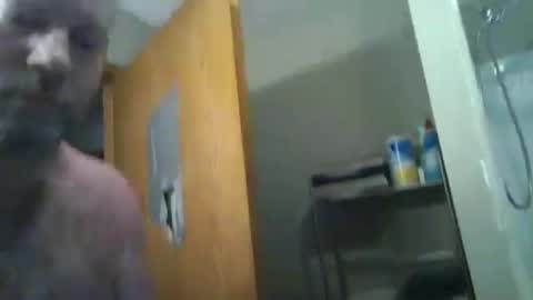 Snapshot of soro00421 chatting on July 28, 2026, 8:23 pm soro00421 online show from July 28, 2026, 8:23 pm