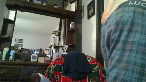 Snapshot of soro00421 chatting on August 4, 2026, 8:33 pm soro00421 online show from August 4, 2026, 8:33 pm