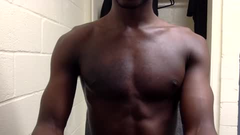 Snapshot of sosexy893943 chatting on September 27, 2025, 2:05 am Daniel online show from September 27, 2025, 2:05 am