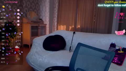 Lisa online show from April 17, 2026, 3:09 am