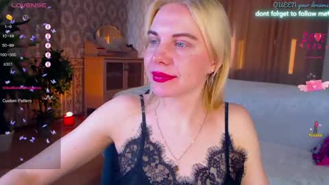 Lisa online show from April 24, 2026, 2:03 am