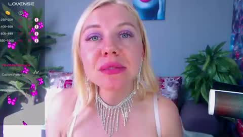 Lisa online show from July 15, 2026, 1:55 am