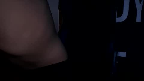 soulsurfer1985 online show from September 12, 2025, 2:33 am