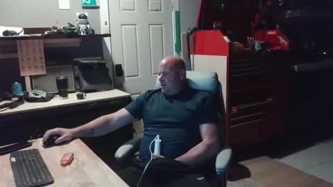 soundfreqnj online show from April 12, 2026, 2:49 am