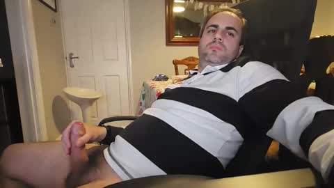 south_african_man_86 online show from October 29, 2025, 12:24 am