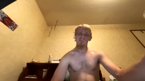 southerngay97 online show from April 6, 2026, 12:19 am