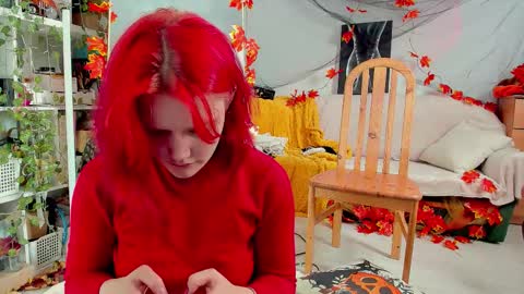 Leah online show from October 8, 2025, 8:45 am