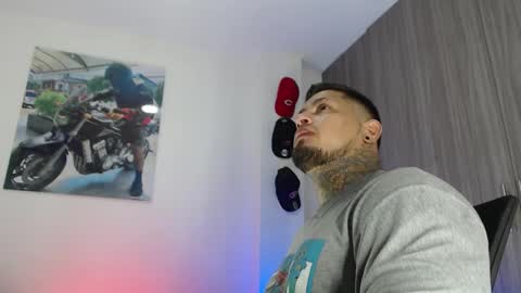 soy_apolo online show from November 6, 2025, 5:25 pm