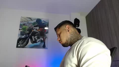 soy_apolo online show from November 29, 2025, 12:19 pm