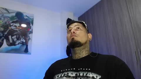 soy_apolo online show from March 4, 2026, 1:11 am