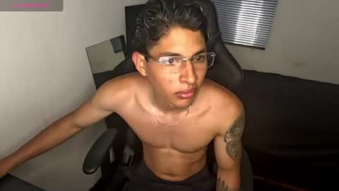 soy_samuel11 online show from June 22, 2026, 4:26 pm
