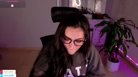 Luisa    online show from January 31, 2025, 12:06 am